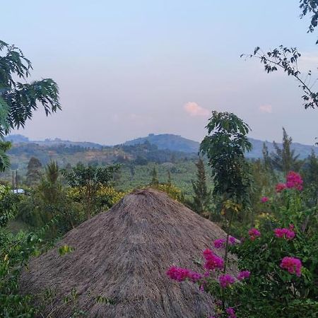 Lake Lyantonde Eco Campsite Original Fort Portal Eksteriør bilde
