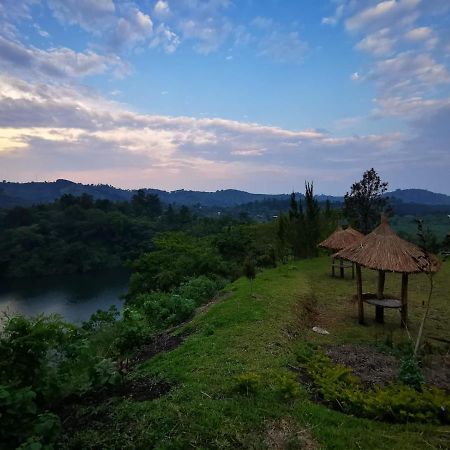 Lake Lyantonde Eco Campsite Original Fort Portal Eksteriør bilde
