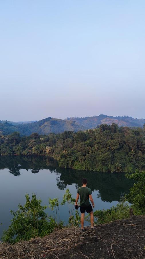 Lake Lyantonde Eco Campsite Original Fort Portal Eksteriør bilde