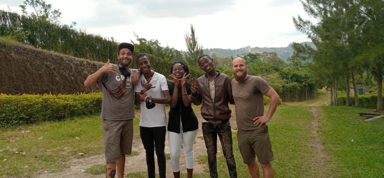 Lake Lyantonde Eco Campsite Original Fort Portal Eksteriør bilde
