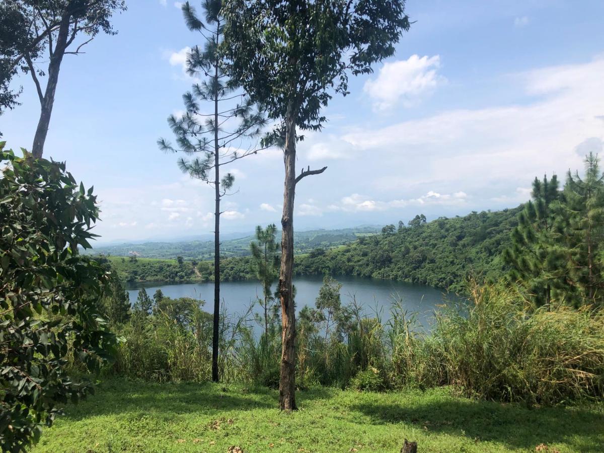 Lake Lyantonde Eco Campsite Original Fort Portal Eksteriør bilde